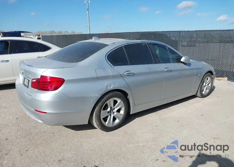 2013 BMW 5 Series 528I из США, поврежденный, VIN WBAXG5C58DD232145